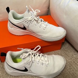 Womens Volleyball Shoes Size 9